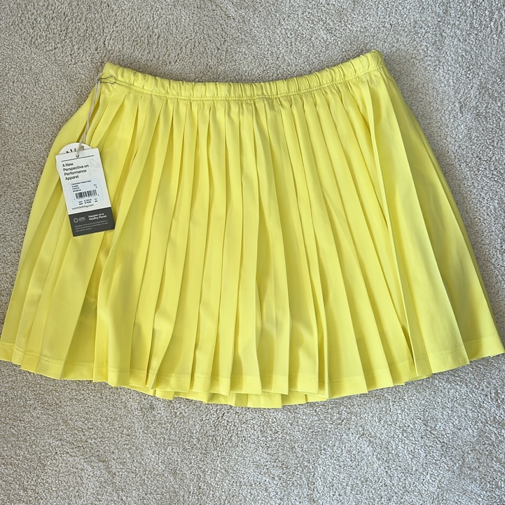Vuori Clementine Pleated Skirt 15”-NWT!! - Picture 2 of 10